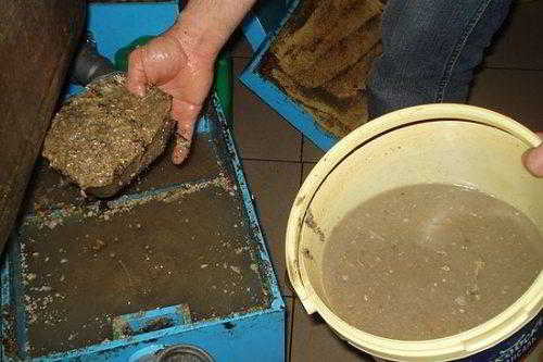 Зачем нужен жироуловитель под мойку и как его подключить Зачем нужен жироуловитель под мойку и как его подключить