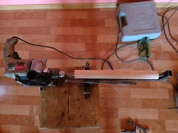 Токарный станок из дрели Токарный станок из дрели