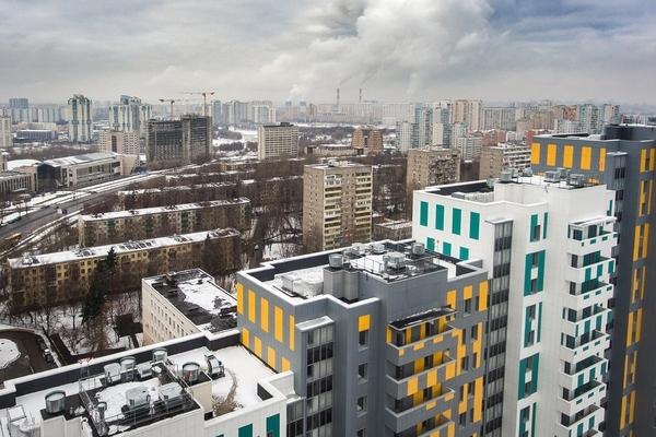 Крупнейший бизнес-центр Москвы оказался панельной «хрущевкой» Крупнейший бизнес-центр Москвы оказался панельной «хрущевкой»
