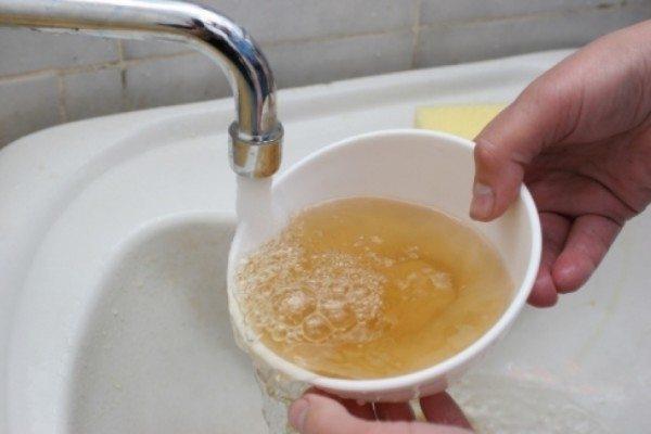 Можно ли пить воду из-под крана, и если да, то как это делать максимально безопасно Можно ли пить воду из-под крана, и если да, то как это делать максимально безопасно