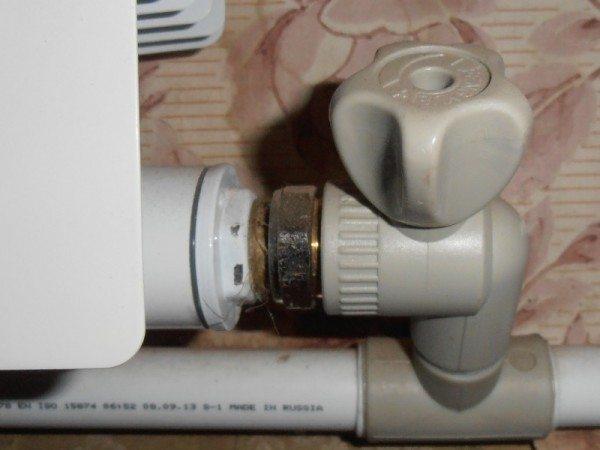 Где можно использовать угловой кран 1-2-1-2