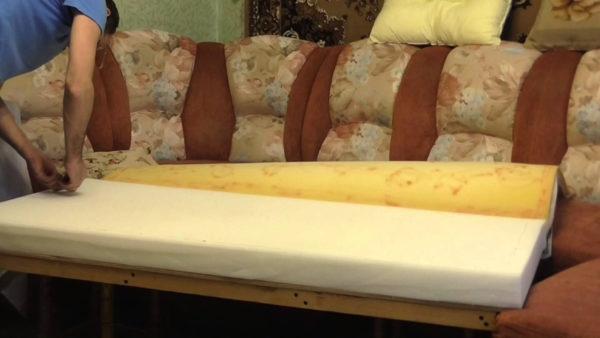 Преображаем старый диван: 2 классных и недорогих способа Преображаем старый диван: 2 классных и недорогих способа