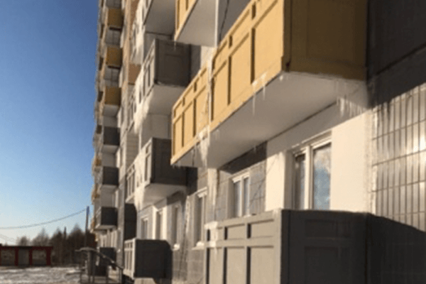 Российские строители обиделись и&nbsp;порубили трубы в&nbsp;новостройке