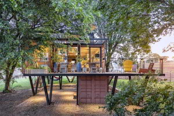 Висячий Дом от Casa Container Marília, Бразилия Висячий Дом от Casa Container Marília, Бразилия