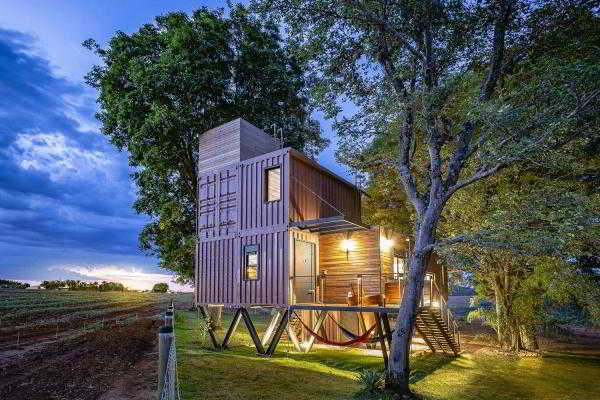 Висячий Дом от Casa Container Marília, Бразилия Висячий Дом от Casa Container Marília, Бразилия