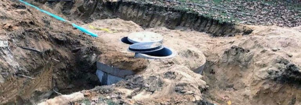 Где сделать на участке выгребную яму: выбор места согласно СанПину
