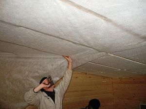Какой стороной стелить пароизоляцию на потолок
Какой стороной стелить пароизоляцию на потолок